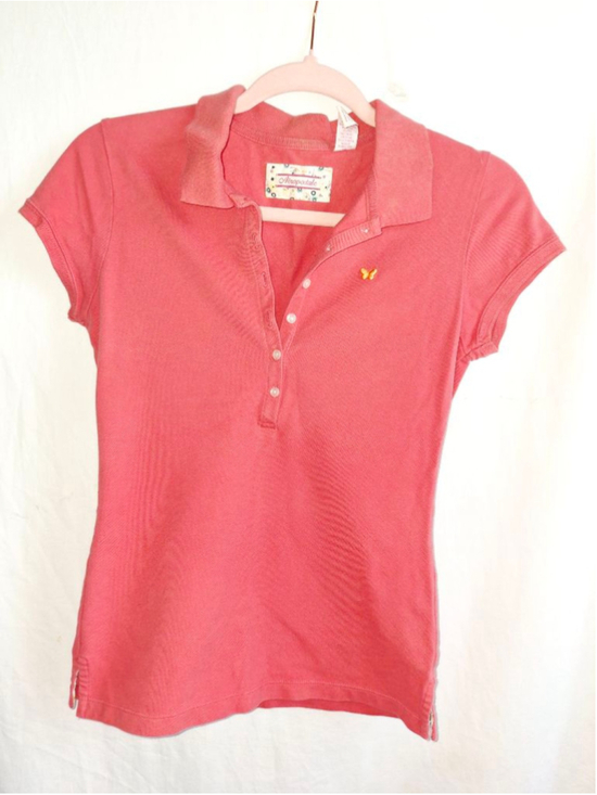 Aeropostale Tops - Aeropostale Coral Short Sleeve Polo Tee with Yellow Butterfly, Size M Y2K preppy